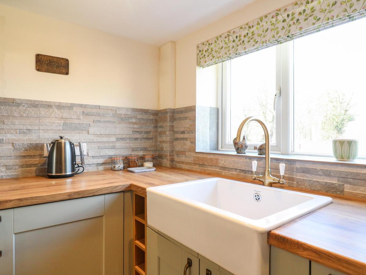 Tolldish Cottage Стаффорд Экстерьер фото